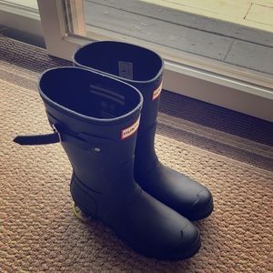 Women’s size 9 hunter boots